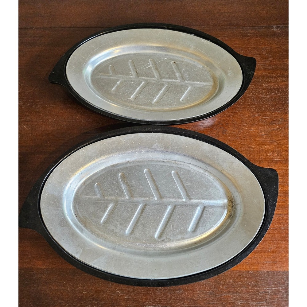 Nordic Ware Steak Sizzle Platter Set 2 Silver Black Bakelite Holder No 1112